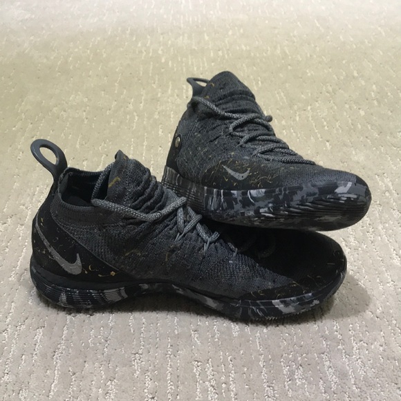 Kd 11 Basketball Shoes (Gold Splash) - Picture 4 of 4